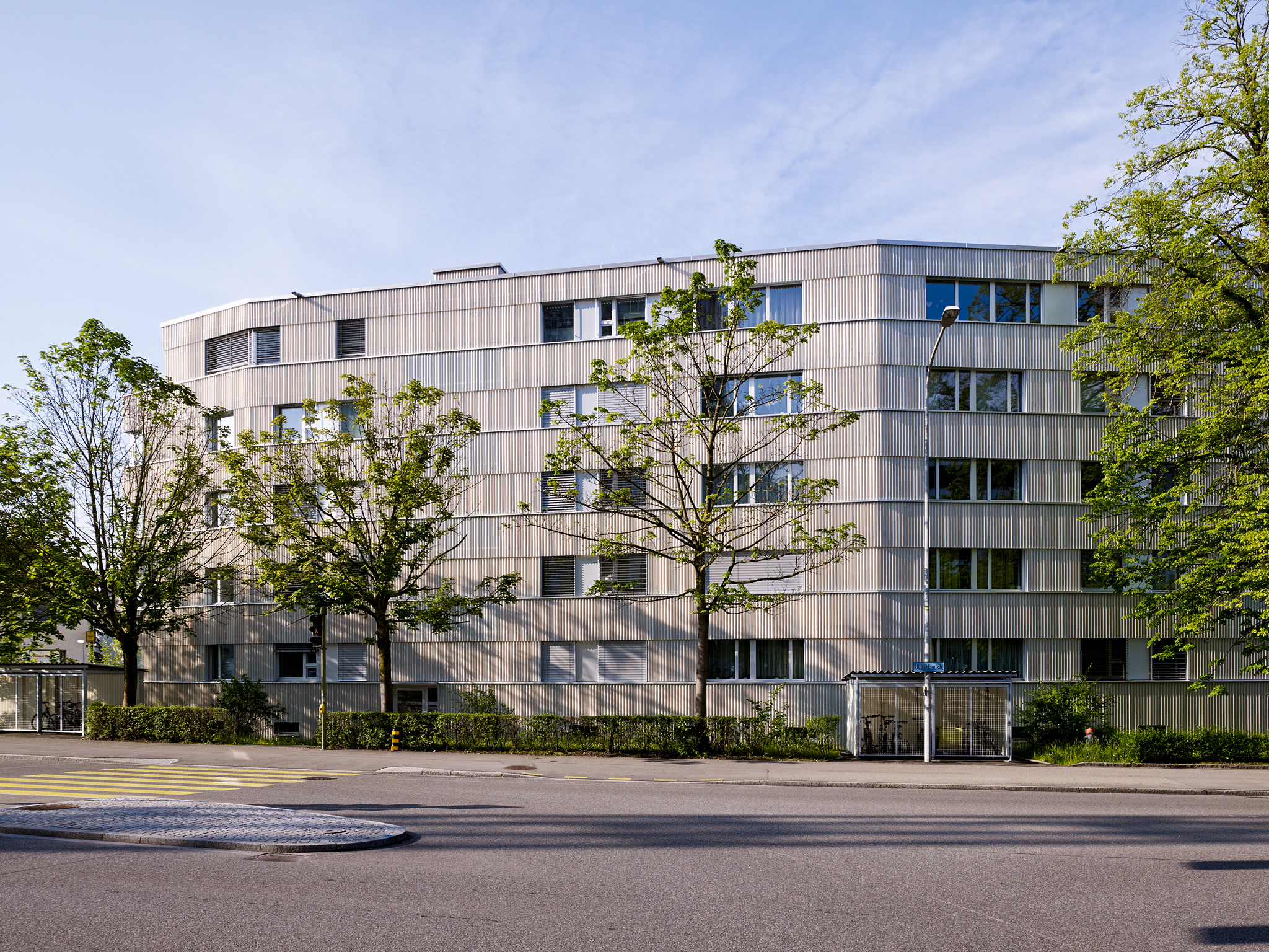 E15551 Alpa 050962 SCREEN